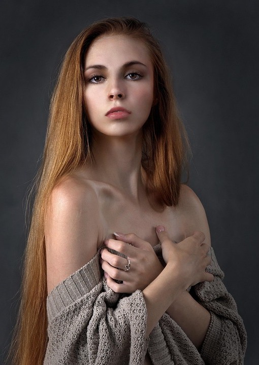 מדוע נערות ליווי הינדי מסתירות את זהותן מלקוחות?